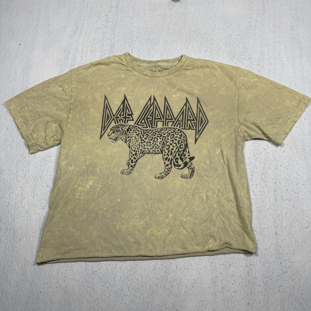 Def Leppard Graphic T-Shirt Tan Acid Wash Leopard Print Rock Band Tee Medium
